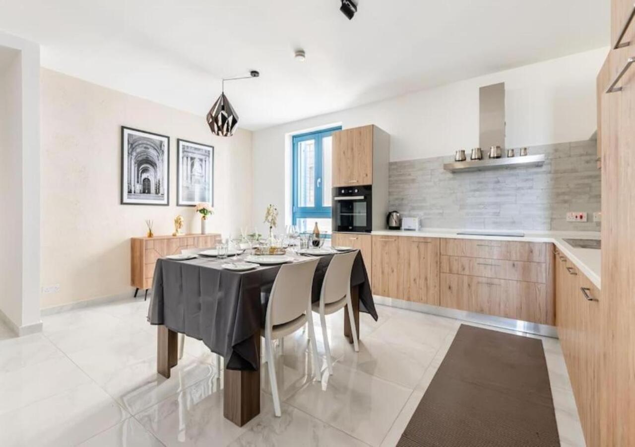 Sea View Luxury Apartment Brand New In Valletta Exteriér fotografie